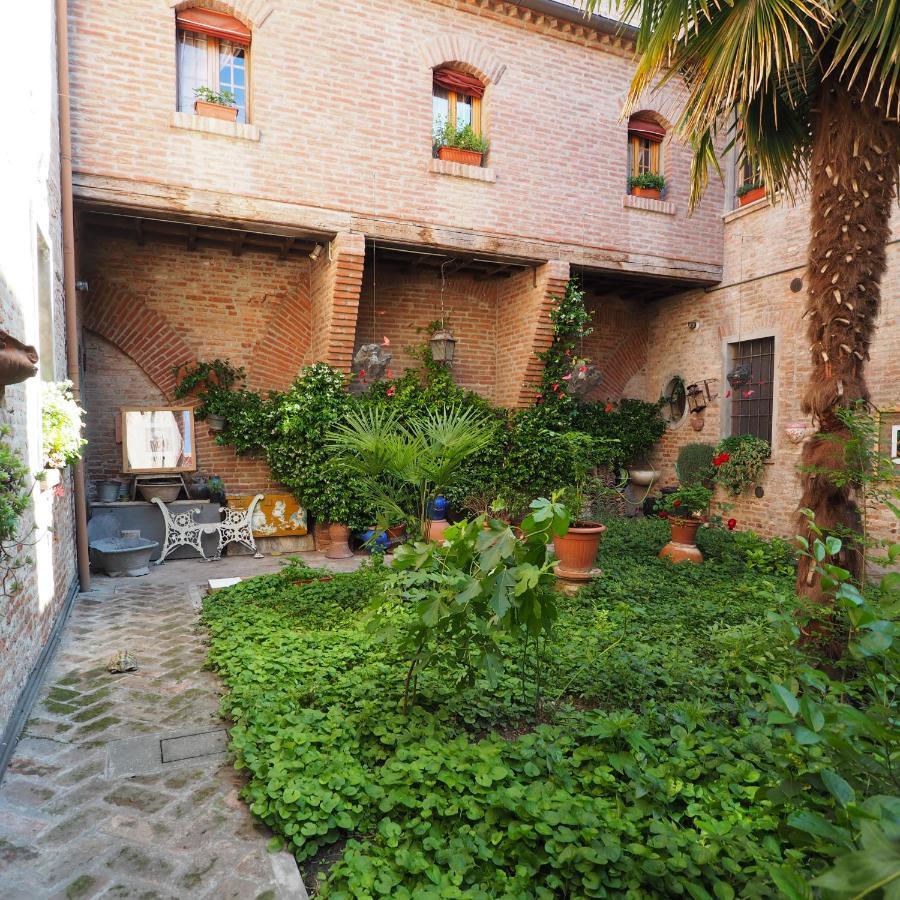 Appartamento Il Giardino Segreto Ferrara Esterno foto