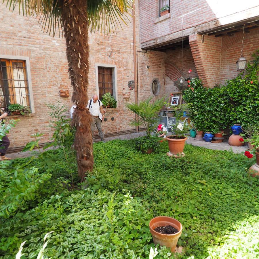 Appartamento Il Giardino Segreto Ferrara Esterno foto